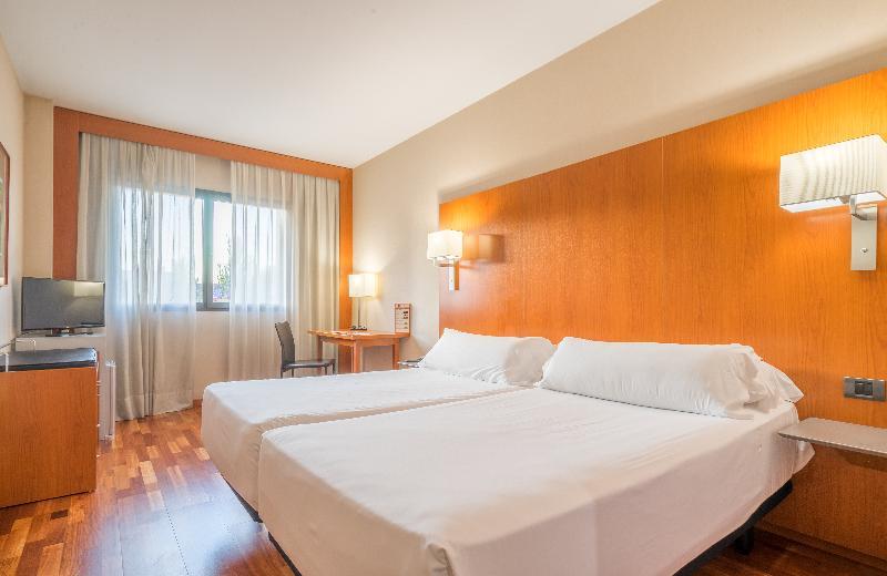 Hotel Estacion 4*